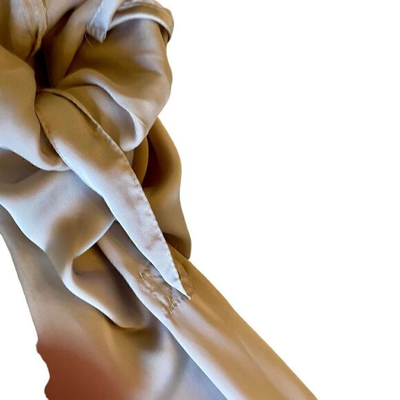 Gold Loose Fitting Blous - Picture 5 of 8